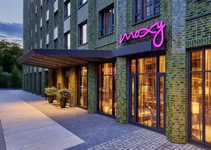 Moxy MuelheimHotel Köln
