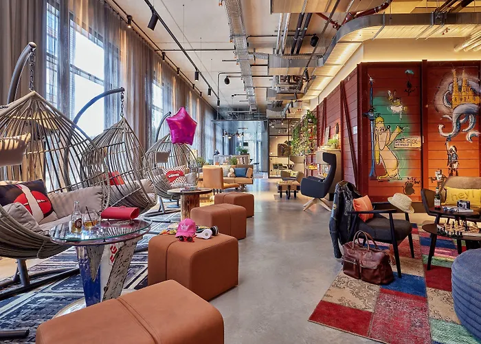 Moxy MuelheimHotel Köln